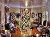 Karácsonyfa egy retro szobában Nézve:6388 Küldve:30